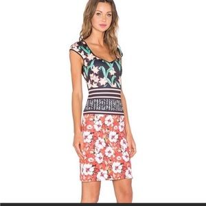 Clover Canyon Sunrise Scuba Dress size Medium